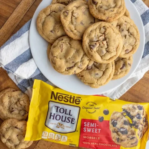 original Nestle Toll house cookie